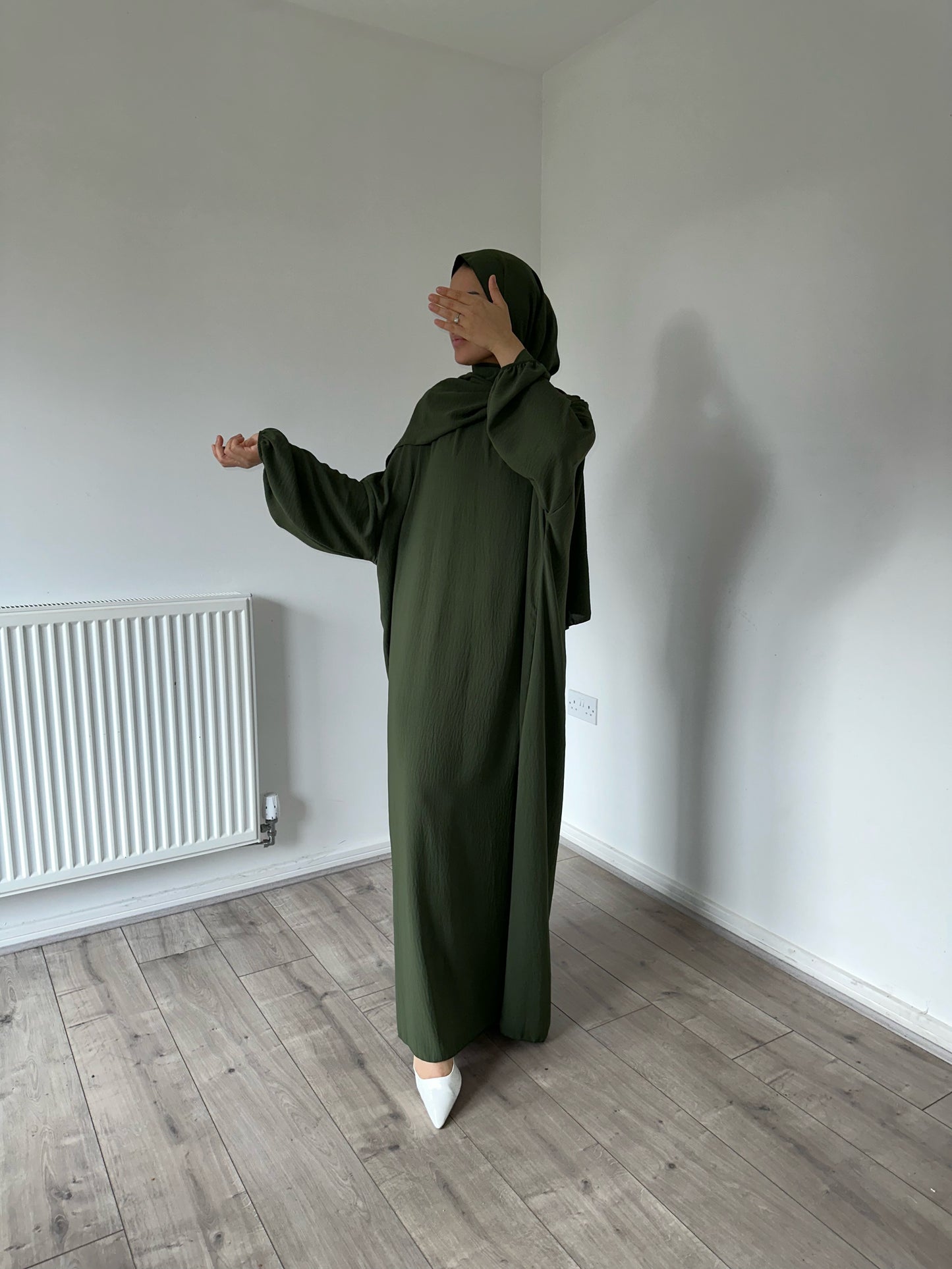 Nour 1-piece abaya